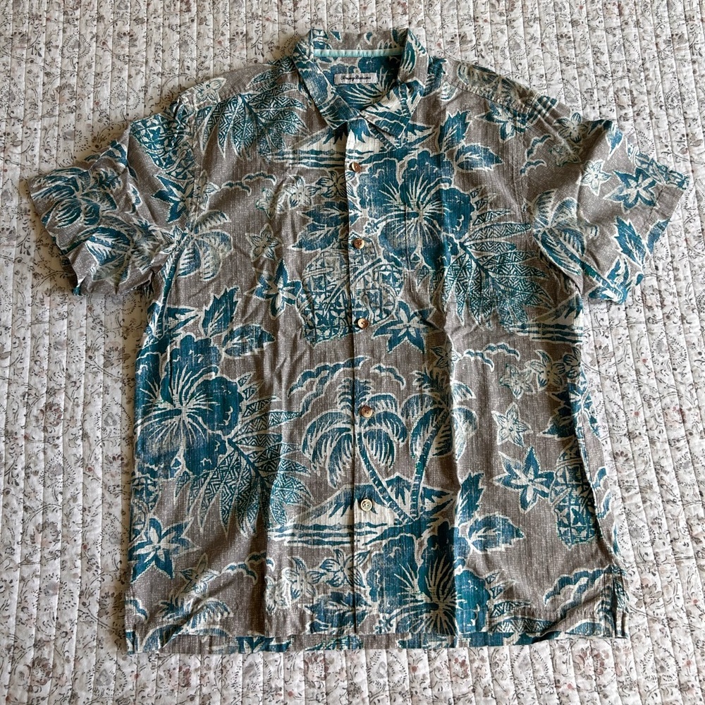Men’s Button Down (L) / Bundle to SAVE!